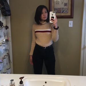 Black Zara high waisted Mom jeans size 28